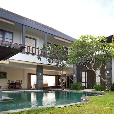 Villa Fanisa Kuta Lombok Quarto foto